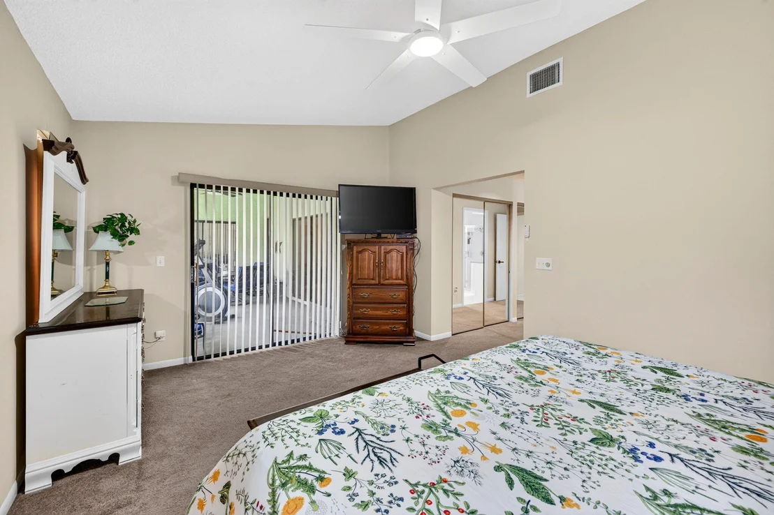 Photo of 2320 Riviera Drive