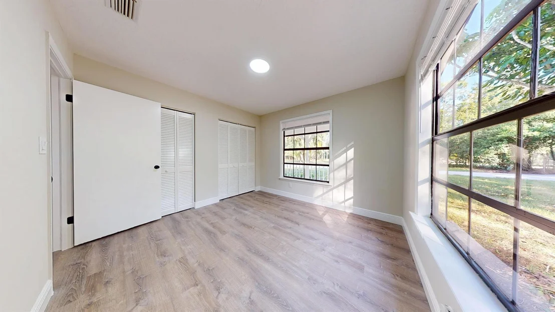 Photo of 13018 153rd Road N