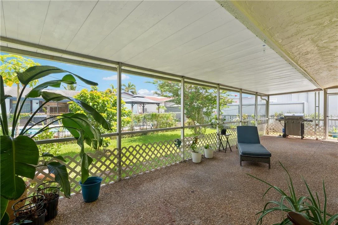 Photo of 10551 Sunset Strip