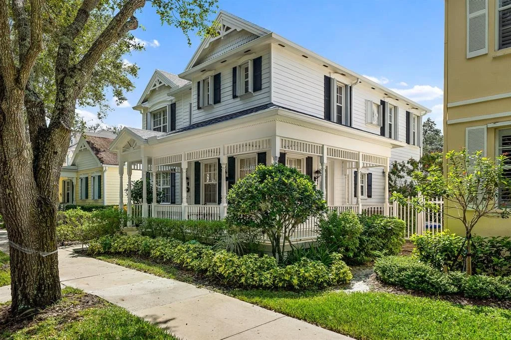 Photo of 120 Date Palm Drive