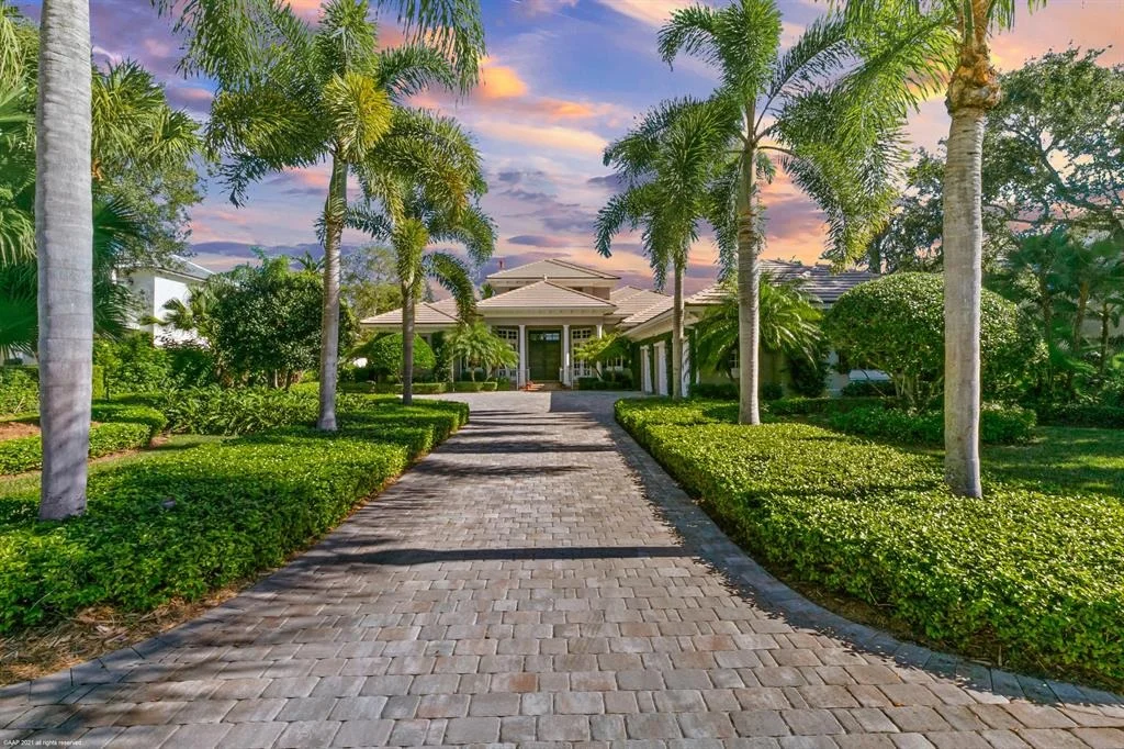 Photo of 408 Indies Drive