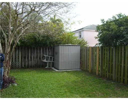 Photo of 6612 Bayfront Drive