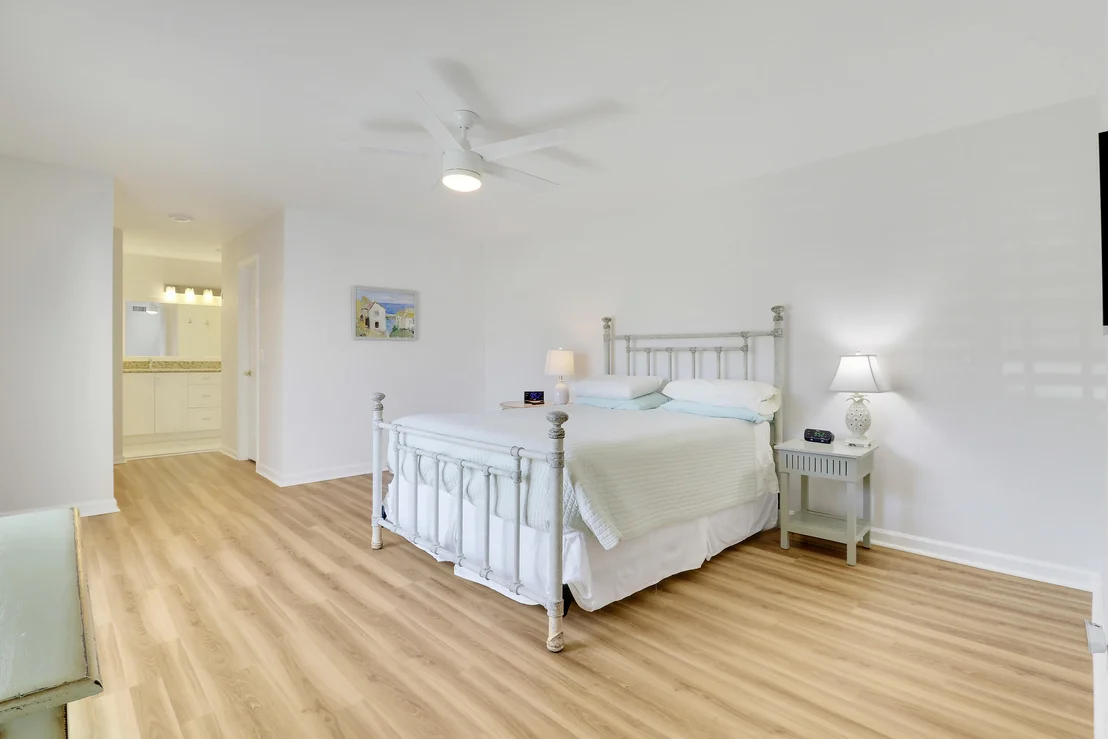 Photo of Unit 5A at 1420 Ocean Way
