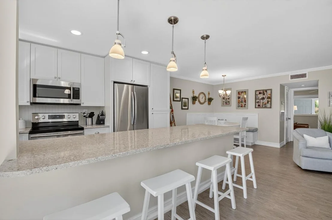 Photo of Unit C at 557 High Point Drive