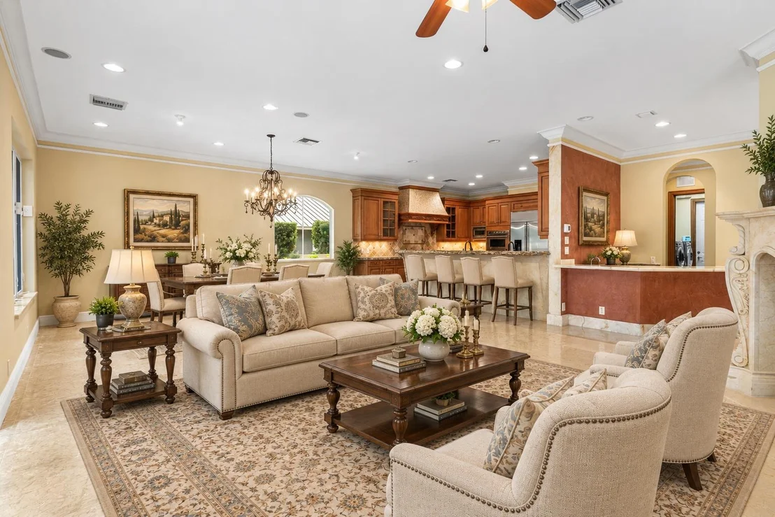 Photo of 4255 Gleneagles Drive