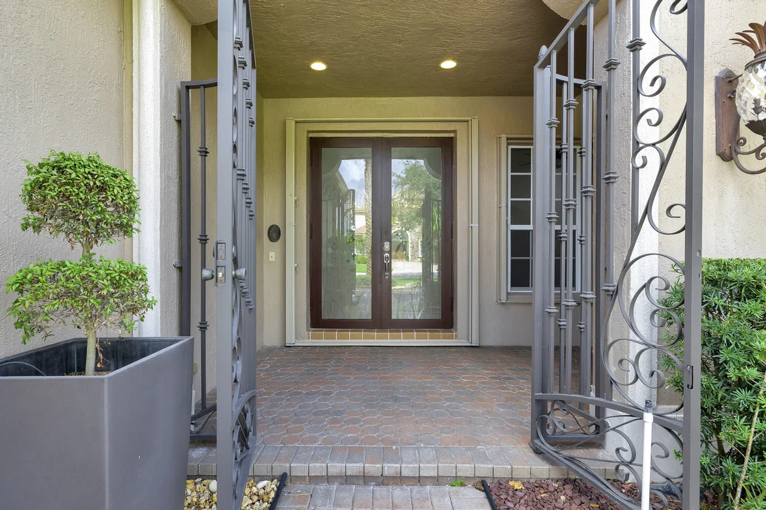 Photo of 9147 Pineville Drive