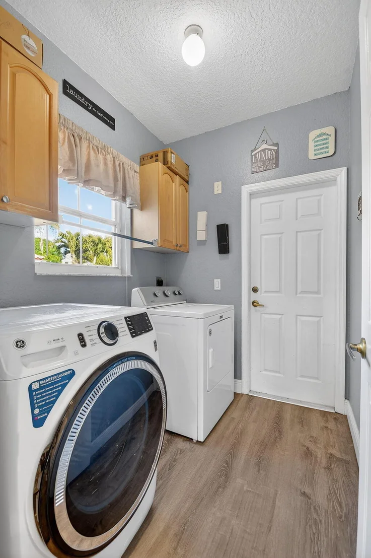 Photo of 5947 Bay Hill Circle