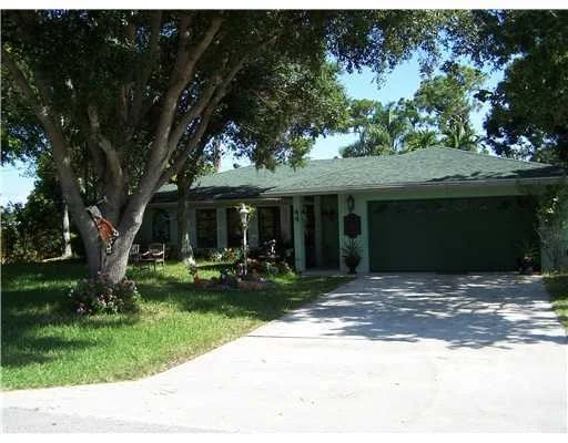 Photo of 44 W Mango Road