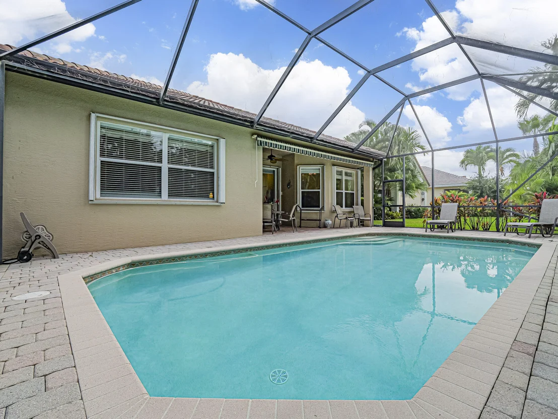 Photo of 6871 SE Twin Oaks Circle