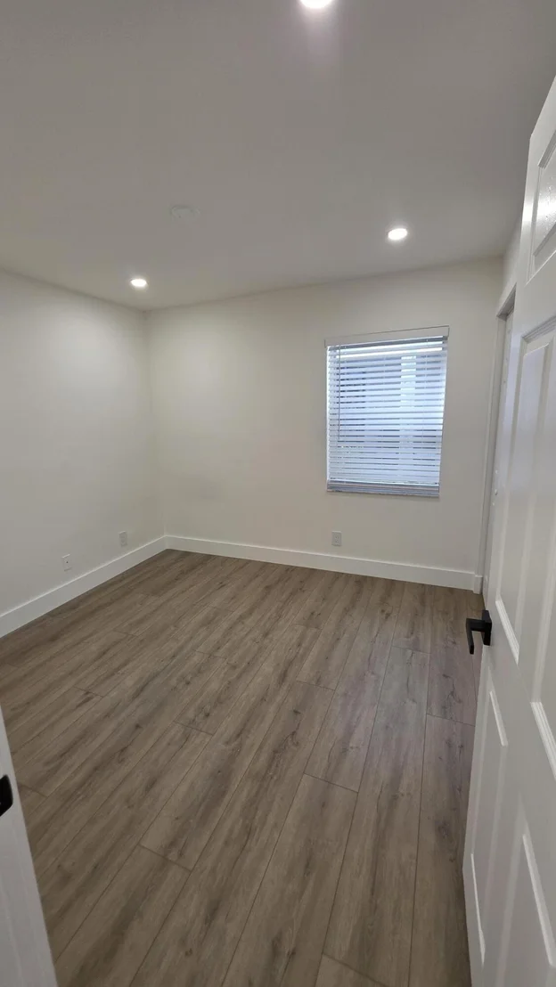 Photo of 7098 CHESAPEAKE Circle