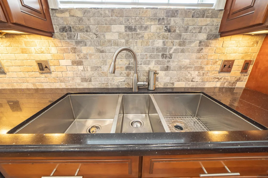 Photo of 4010 SE 50th Avenue