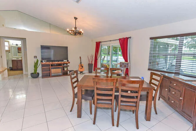 Photo of 1817 Stonehaven Drive