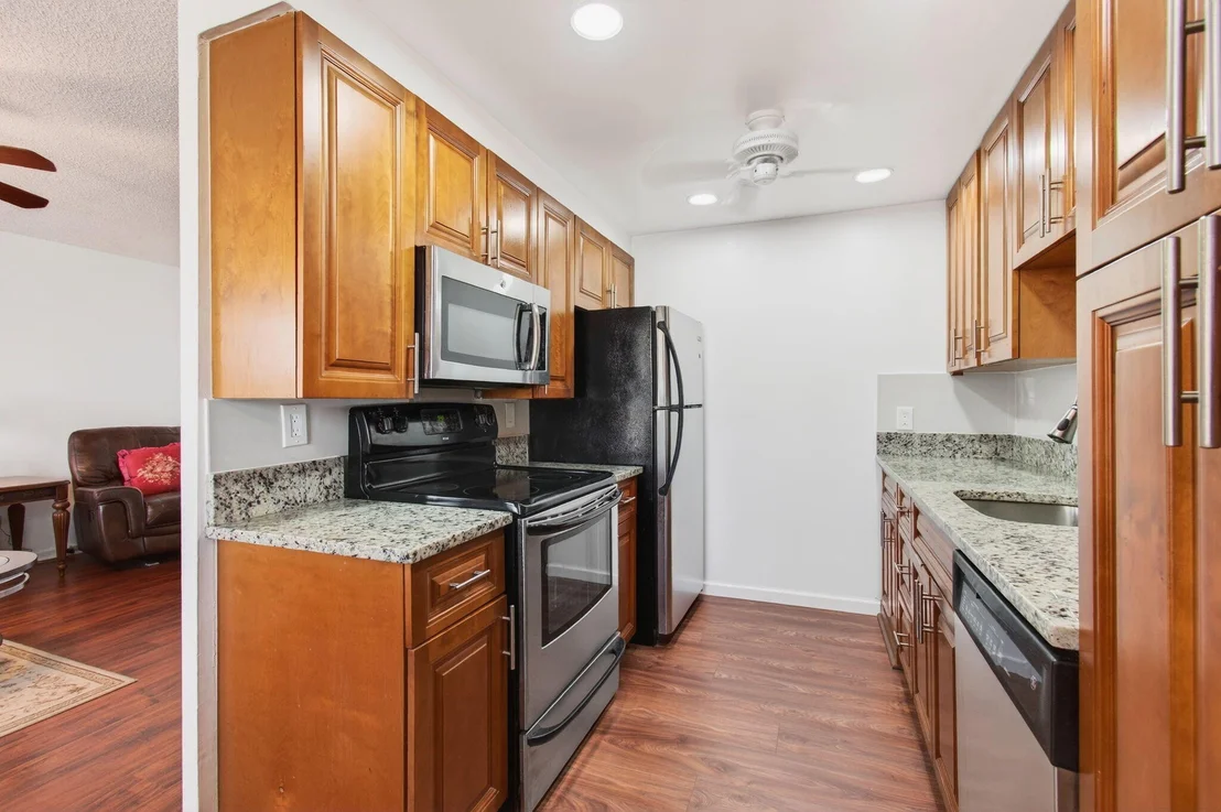 Photo of 2035 Cornwall B