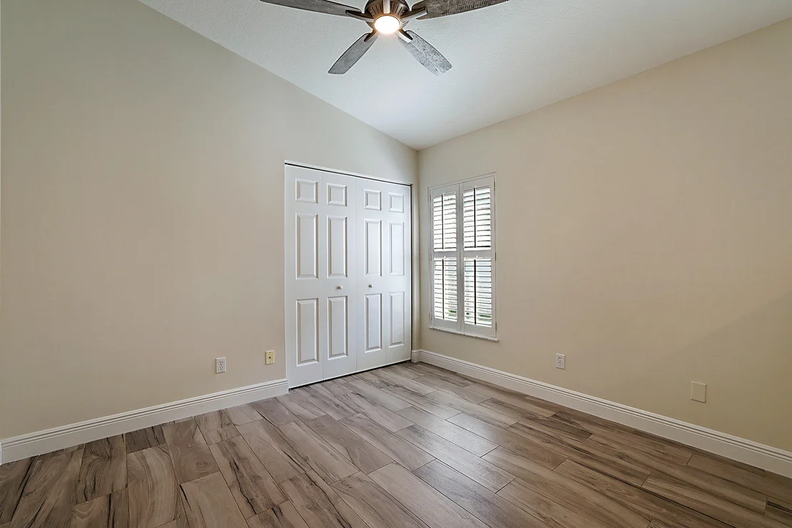 Photo of 7004 SE Twin Oaks Circle