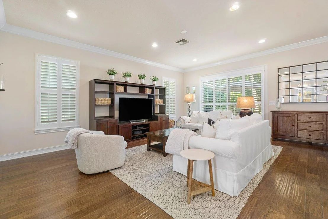 Photo of 124 W Bay Cedar Circle