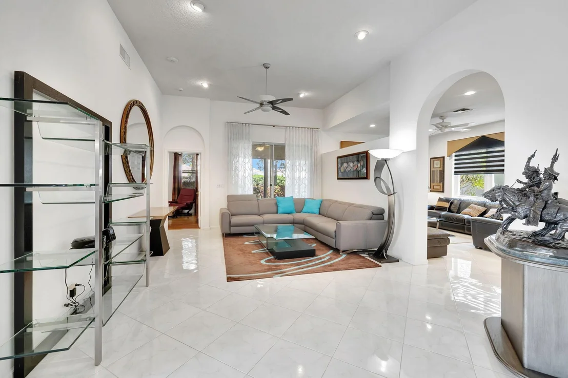 Photo of 5827 Seashell Terrace