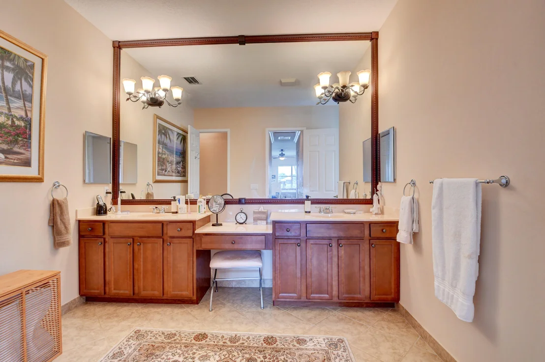Photo of 9835 Isles Cay Drive