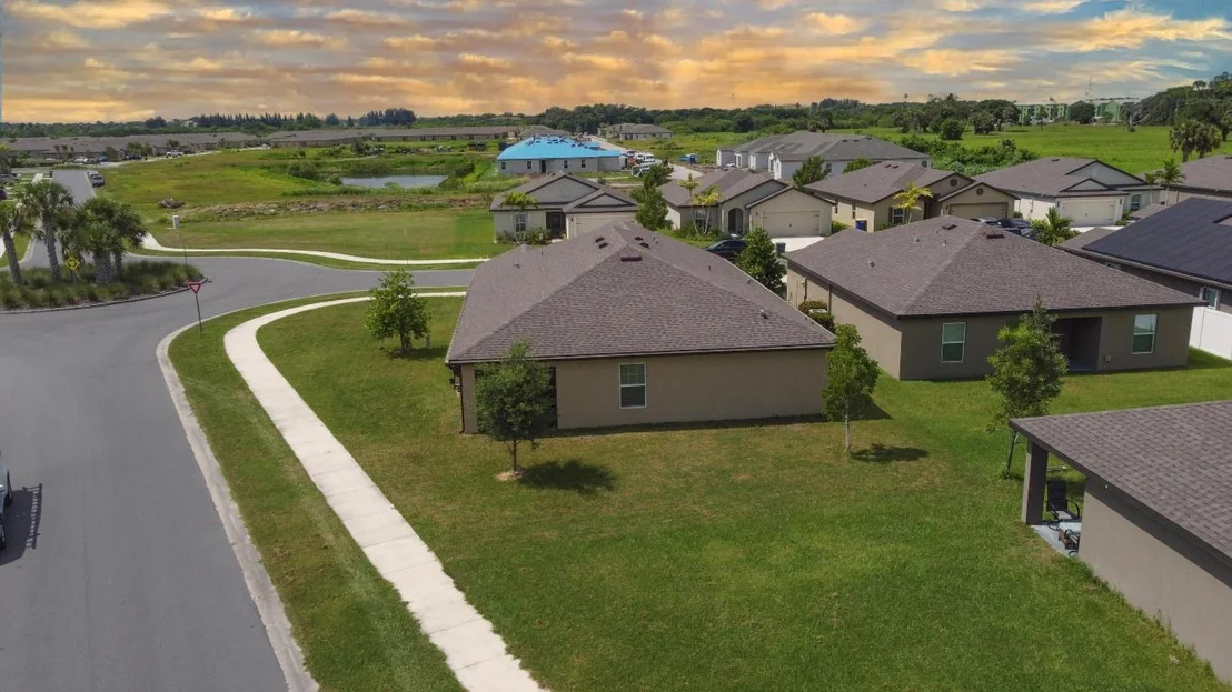 Photo of 5551 Imagination Drive