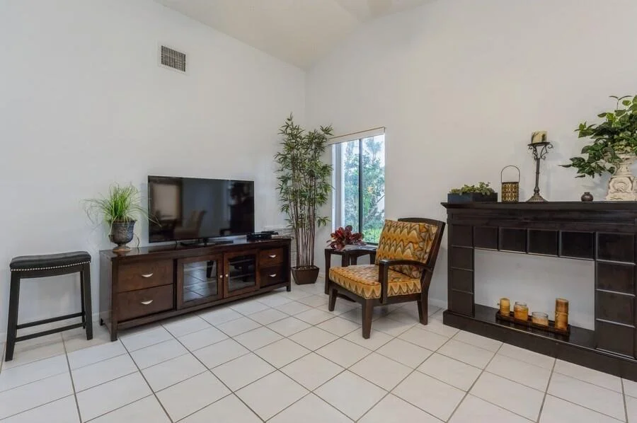 Photo of 2490 Riviera Drive