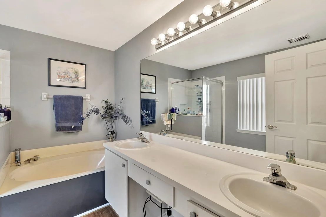 Photo of 8177 Palm Gate Drive