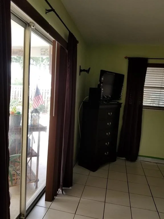 Photo of 1505 Hillcrest Drive