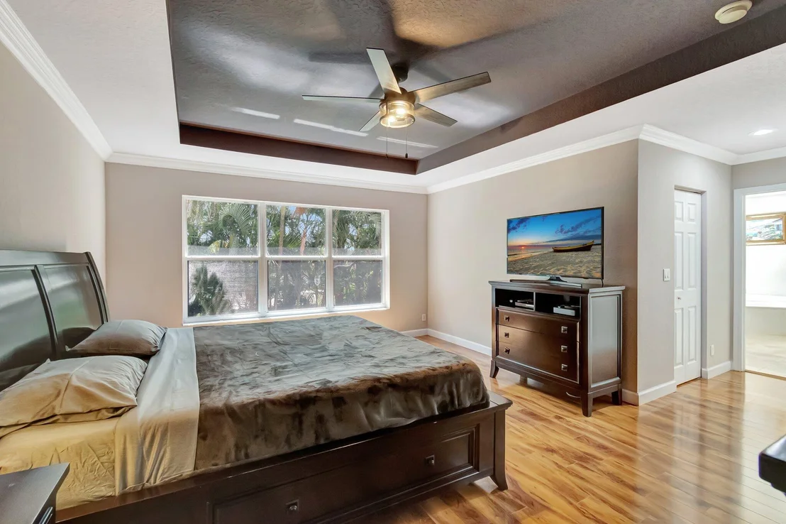 Photo of 6788 Hendry Drive