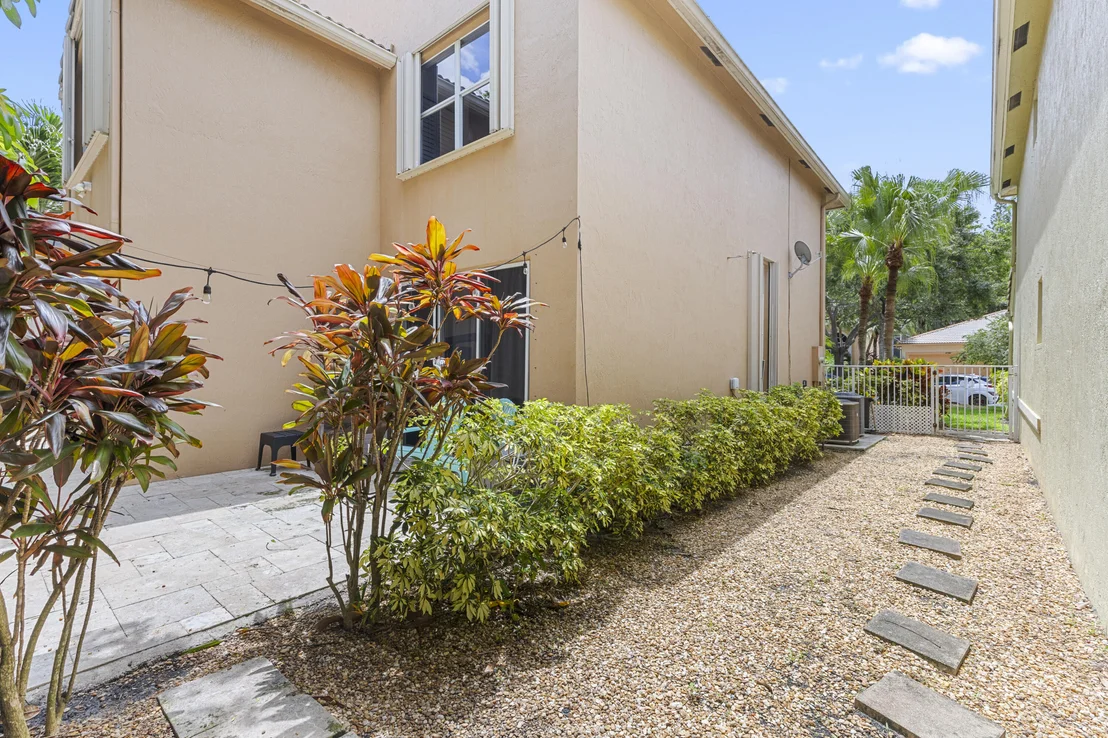 Photo of 4795 S Classical Boulevard