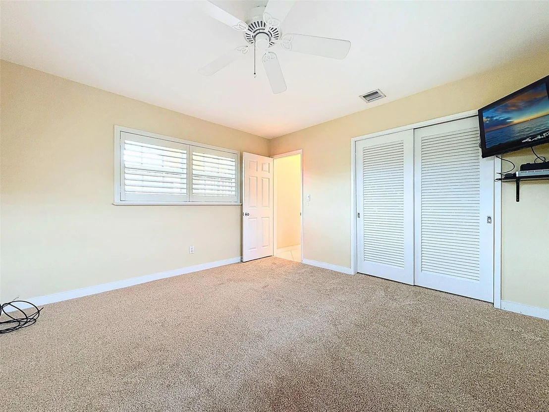 Photo of 3532 NE 30th Avenue
