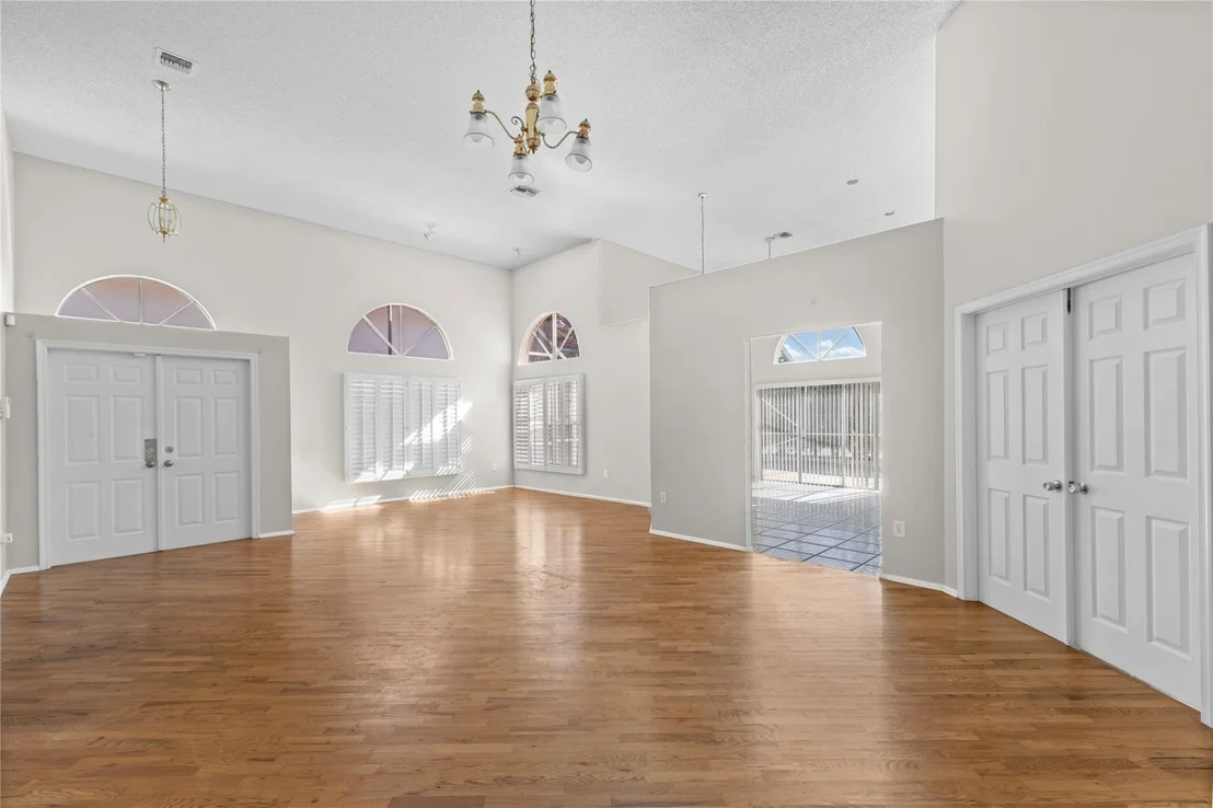 Photo of 7728 Highlands Circle
