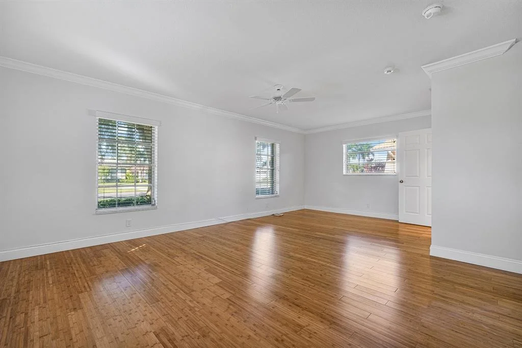Photo of 5717 Golfway Drive
