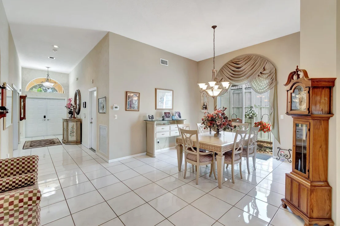 Photo of 5845 Seashell Terrace