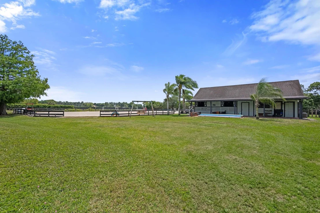 Photo of 16820 Deer Path Lane