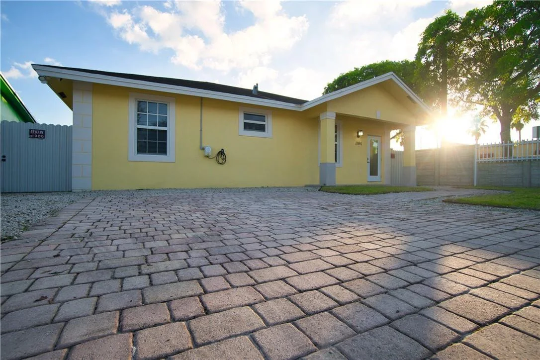 Photo of 2184 NW 86 Terrace