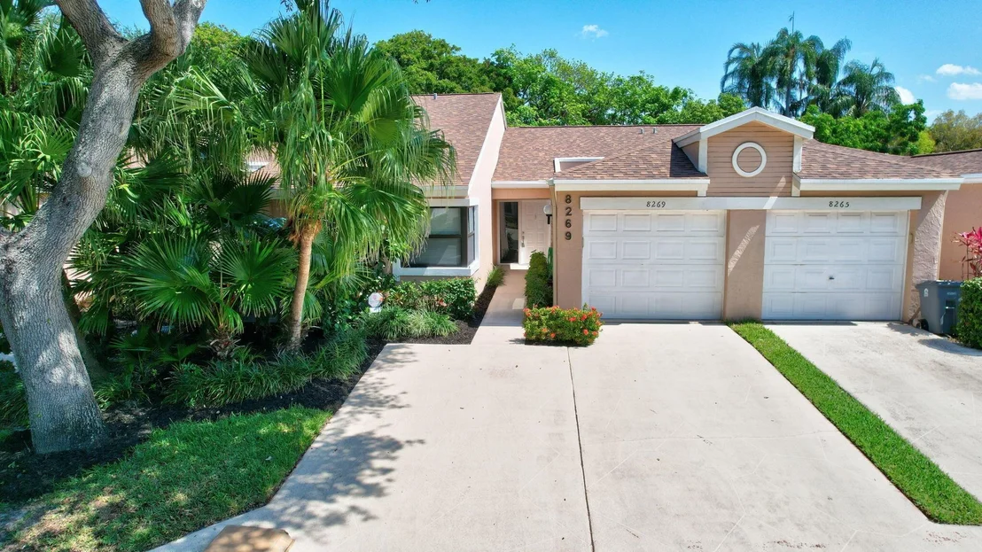Photo of 8269 Springtree Road