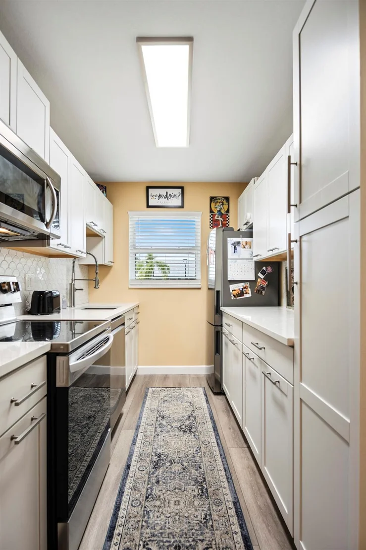 Photo of Unit C at 947 Circle Drive