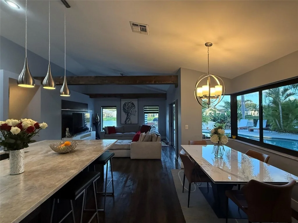 Photo of 2702 E Orchard Circle