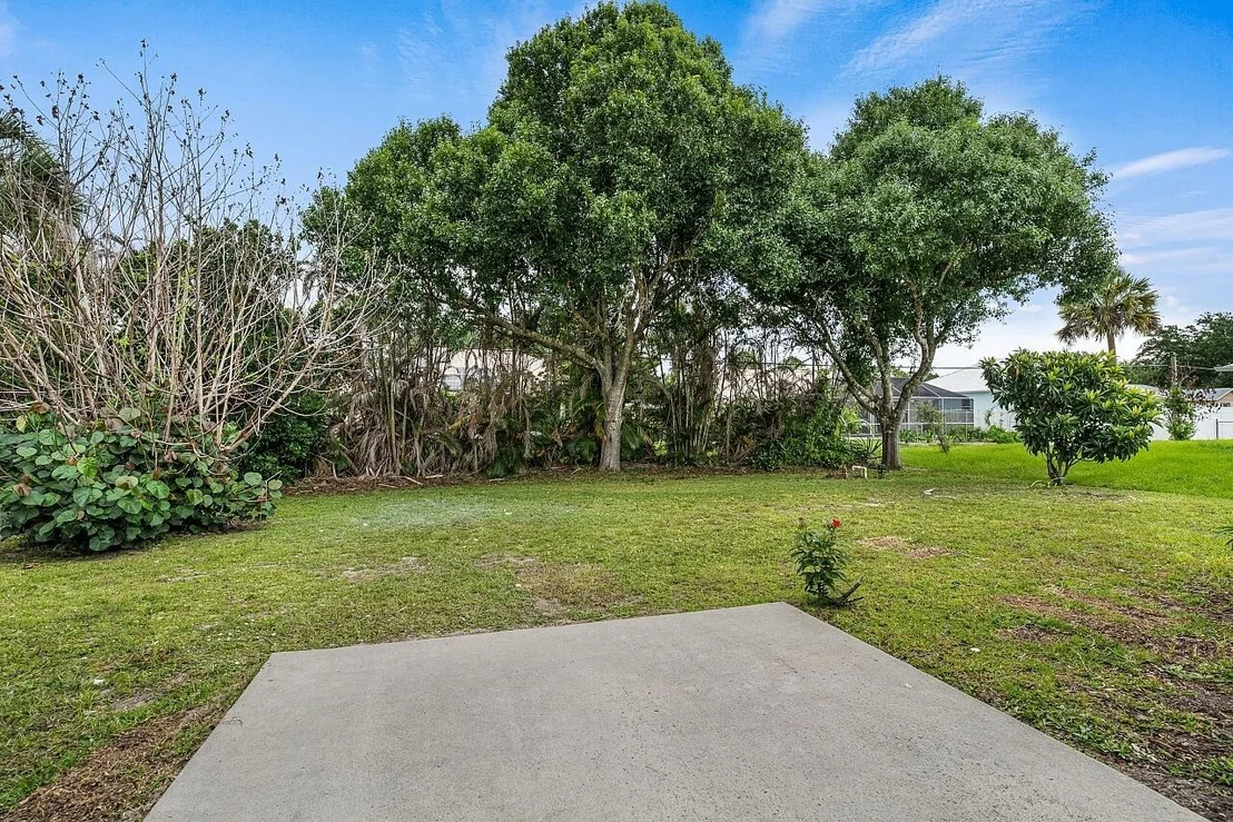 Photo of 673 Cavern Terrace