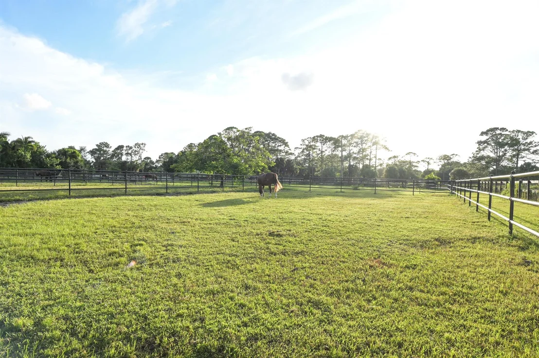 Photo of 2868 A Road