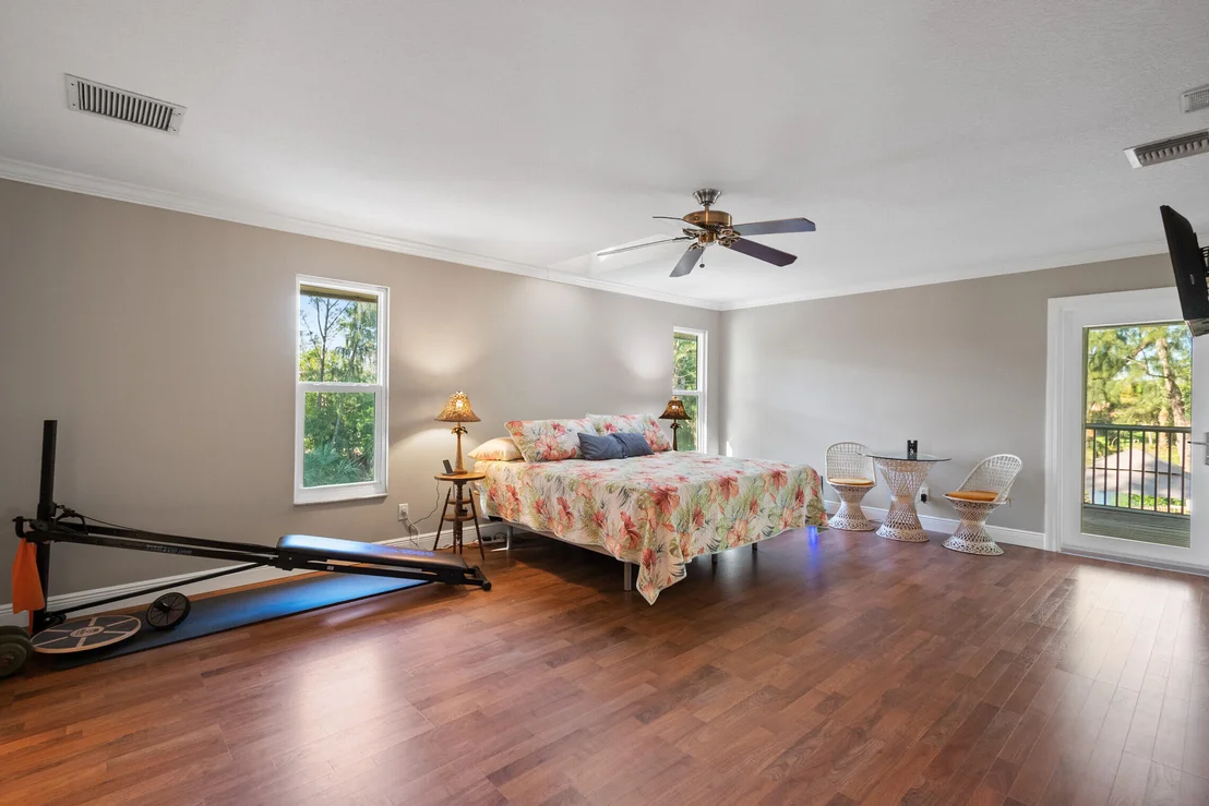Photo of 965 Whippoorwill Row