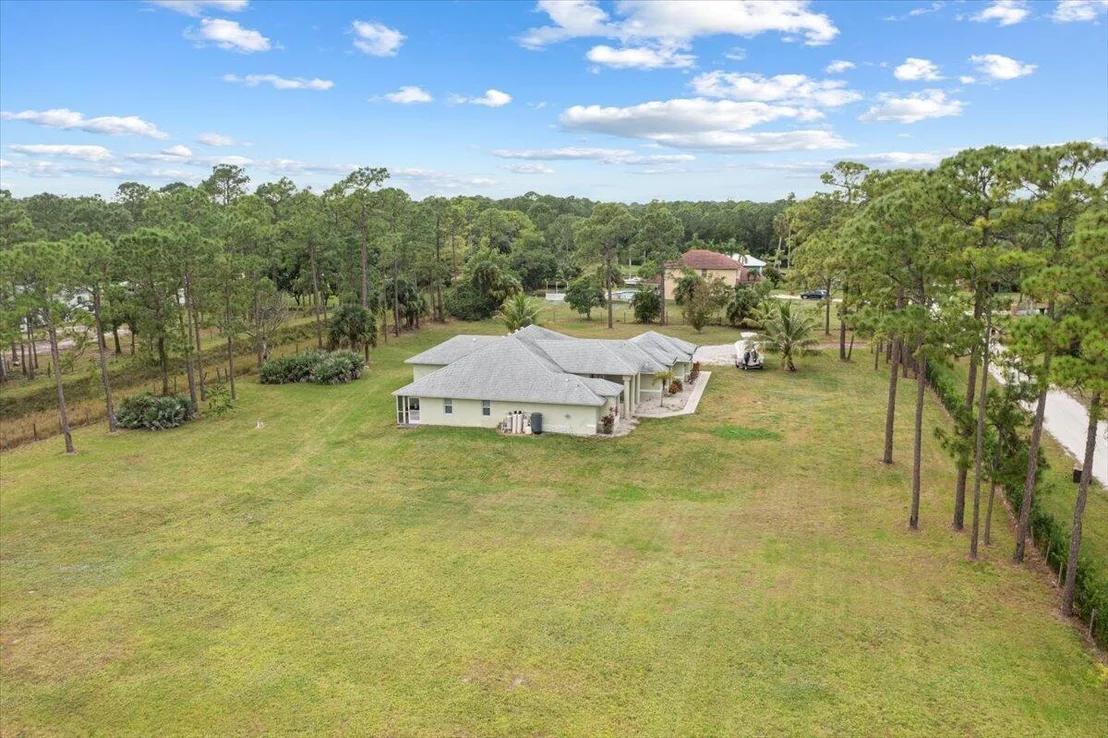 Photo of 17042 77th Lane N