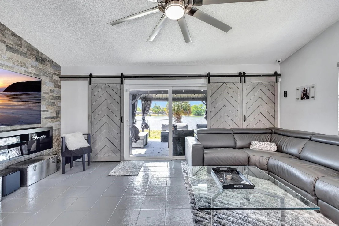 Photo of 1099 Harmony Way