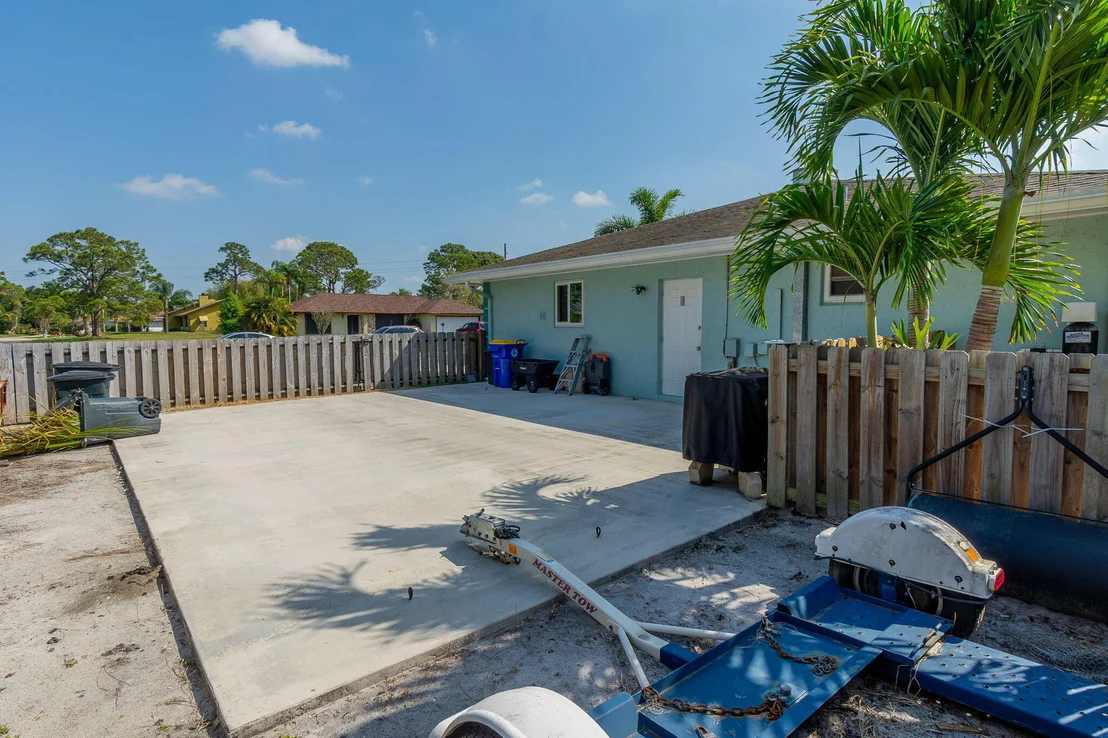Photo of 5580 SE Paramount Drive
