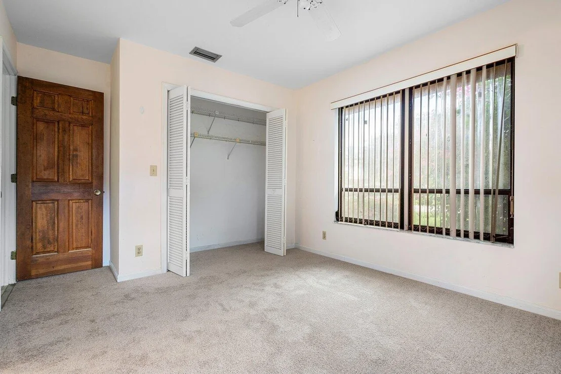 Photo of 4744 Dolphin Drive
