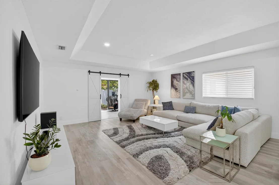 Photo of 9156 Pine Springs Drive