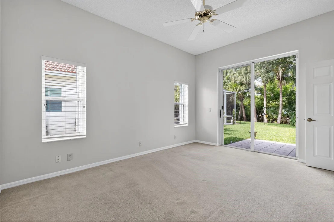 Photo of 7280 SE Magellan Lane