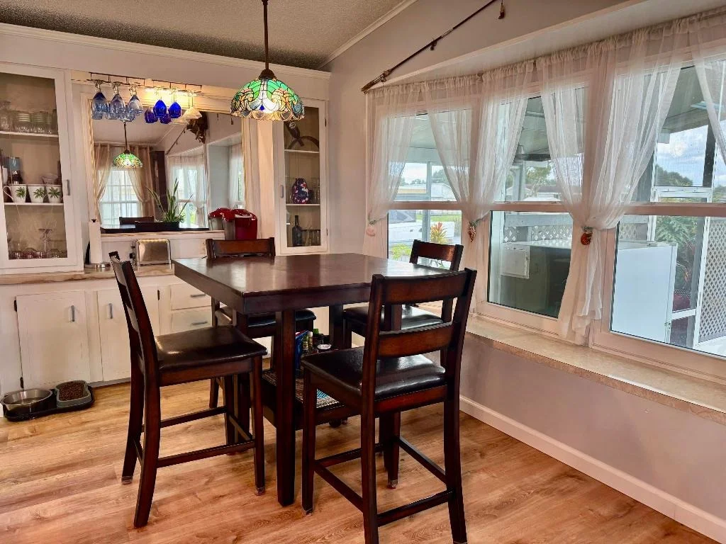 Photo of 1903 SE 30th Street S