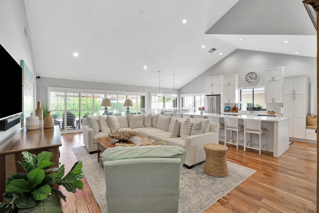 Photo of 242 E River Park Drive