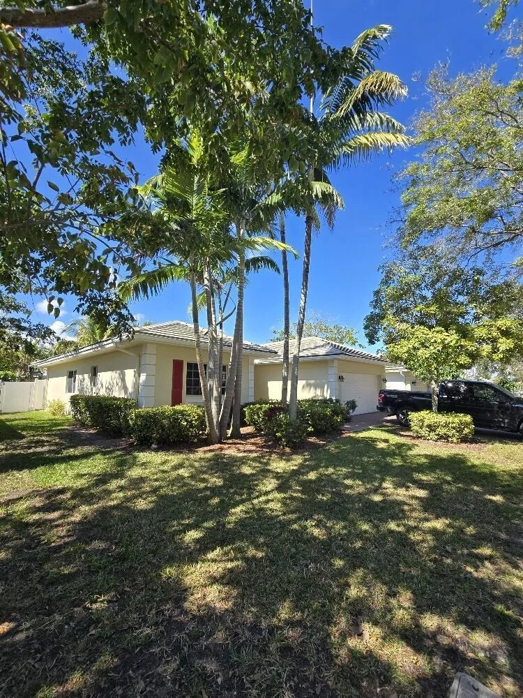 Photo of 321 NW 17th Avenue
