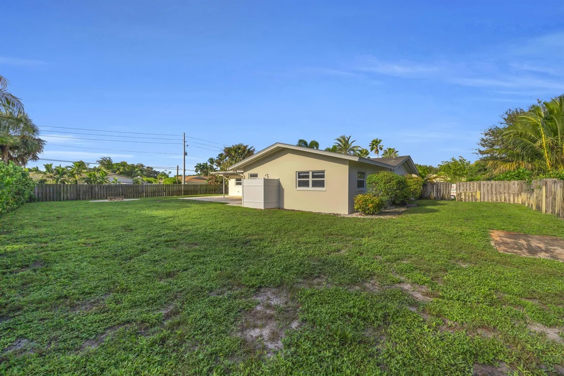 Photo of 40 Pinetree Place