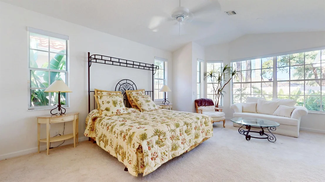 Photo of 262 Eagleton Estate Boulevard